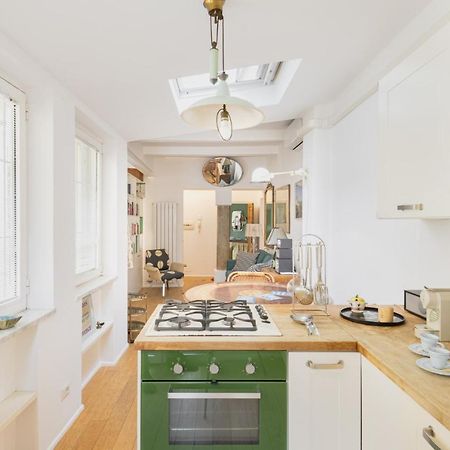 Easylife - Comodo Studio Con Terrazza Zona Navigli Milan Bagian luar foto